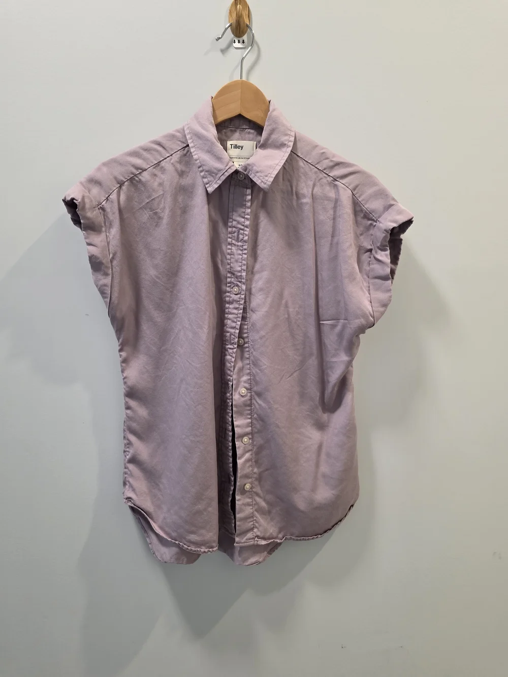 Tilley Lavender Lyocell Button Front Cap Sleeve Blouse – Size Small - Picture 2 of 8